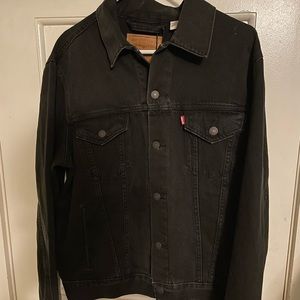 Brand new with tags black Levi’s denim jacket